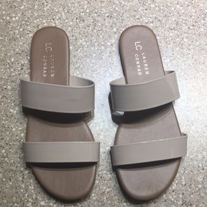 Lauren Conrad flip flops